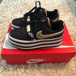 Womens nike vandals 2k